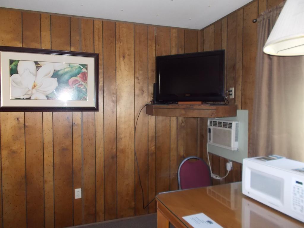 Atomic Inn Beatty Near Death Valley Экстерьер фото
