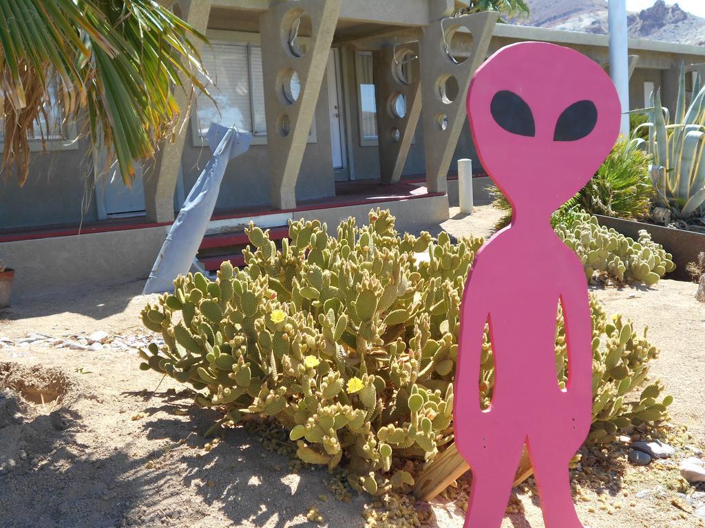 Atomic Inn Beatty Near Death Valley Экстерьер фото